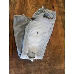 True Craft brand 90's taper light‎ wash blue denim jeans in a size 34x34.